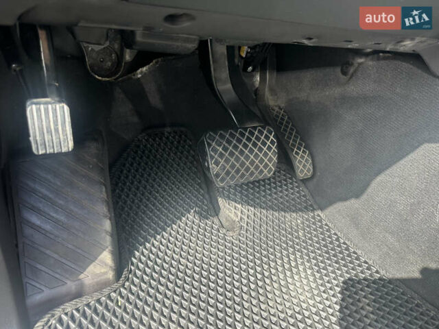 Черный Ауди Ку 7, объемом двигателя 3 л и пробегом 297 тыс. км за 19000 $, фото 41 на Automoto.ua