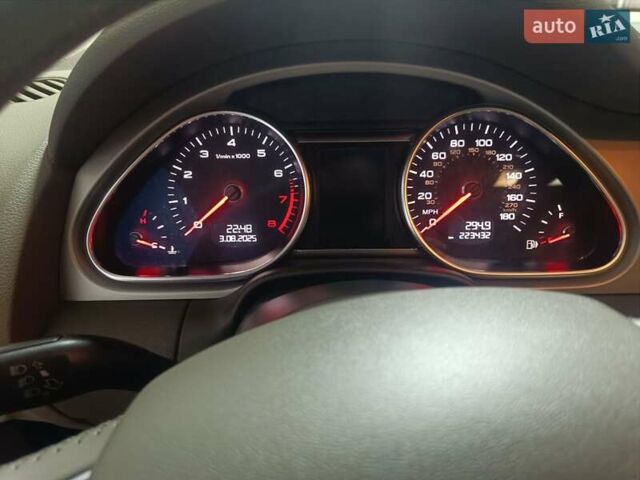 Чорний Ауді Ку 7, об'ємом двигуна 3 л та пробігом 223 тис. км за 18300 $, фото 32 на Automoto.ua