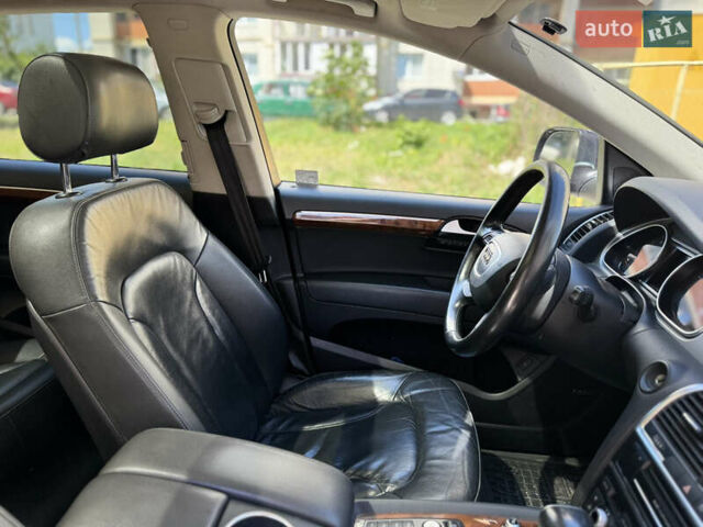 Черный Ауди Ку 7, объемом двигателя 3 л и пробегом 165 тыс. км за 15500 $, фото 10 на Automoto.ua