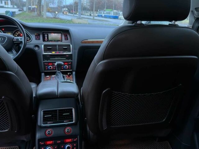 Чорний Ауді Ку 7, об'ємом двигуна 3 л та пробігом 180 тис. км за 20700 $, фото 16 на Automoto.ua