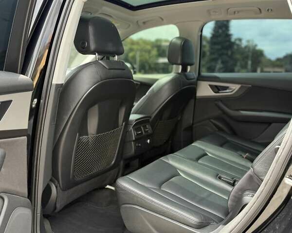 Черный Ауди Ку 7, объемом двигателя 2.97 л и пробегом 200 тыс. км за 31500 $, фото 4 на Automoto.ua