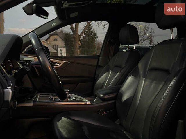 Черный Ауди Ку 7, объемом двигателя 2.97 л и пробегом 304 тыс. км за 28999 $, фото 8 на Automoto.ua