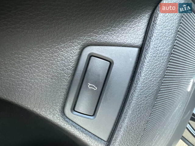 Черный Ауди Ку 7, объемом двигателя 3 л и пробегом 230 тыс. км за 20500 $, фото 22 на Automoto.ua