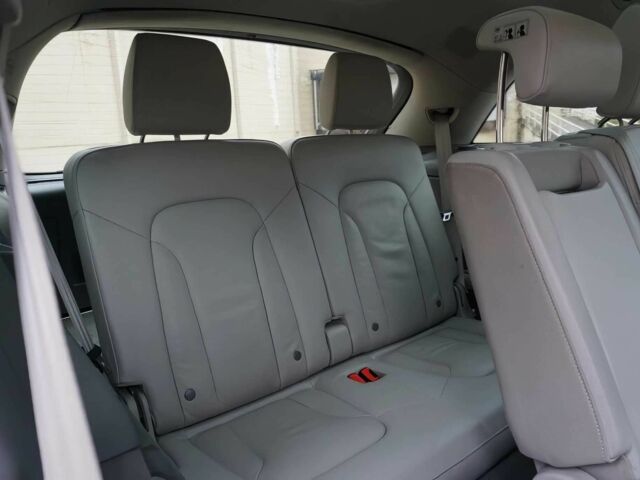 Черный Ауди Ку 7, объемом двигателя 3 л и пробегом 75 тыс. км за 6300 $, фото 14 на Automoto.ua