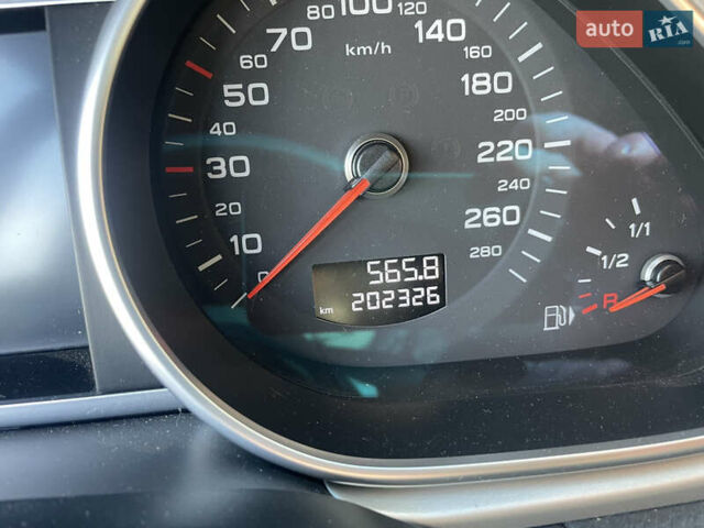 Черный Ауди Ку 7, объемом двигателя 2.98 л и пробегом 205 тыс. км за 20500 $, фото 13 на Automoto.ua