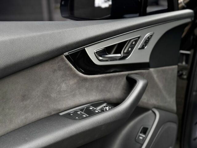 Черный Ауди Ку 7, объемом двигателя 3 л и пробегом 237 тыс. км за 34900 $, фото 17 на Automoto.ua