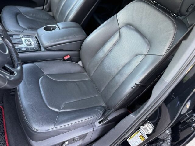 Ауді Ку 7 2015 у Прилуках на Automoto.ua Чорний Ауді Ку 7, об'ємом двигуна 3 л та пробігом 162 тис. км за 23500 $, фото 6 на Automoto.ua