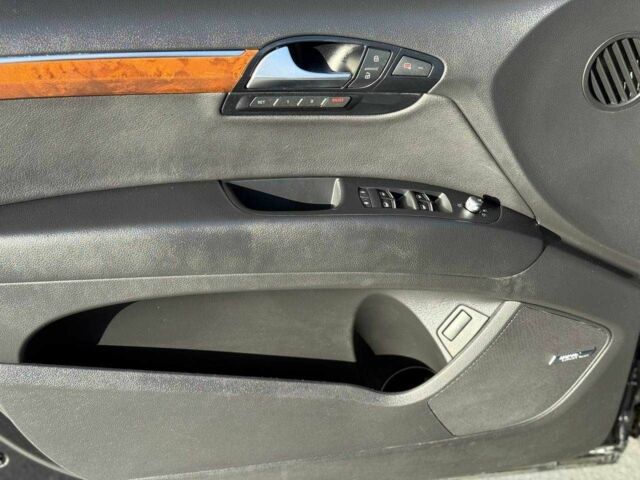 Ауді Ку 7 2015 у Запоріжжя на Automoto.ua Чорний Ауді Ку 7, об'ємом двигуна 3 л та пробігом 195 тис. км за 15999 $, фото 9 на Automoto.ua