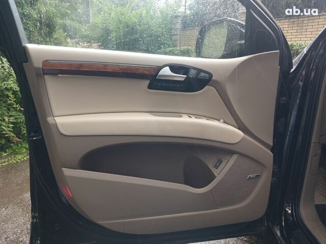 Чорний Ауді Ку 7, об'ємом двигуна 3 л та пробігом 214 тис. км за 16490 $, фото 6 на Automoto.ua