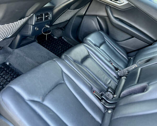 Чорний Ауді Ку 7, об'ємом двигуна 2.97 л та пробігом 249 тис. км за 29800 $, фото 12 на Automoto.ua