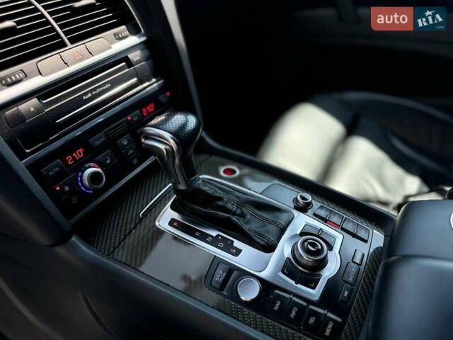 Черный Ауди Ку 7, объемом двигателя 2.97 л и пробегом 195 тыс. км за 27600 $, фото 2 на Automoto.ua
