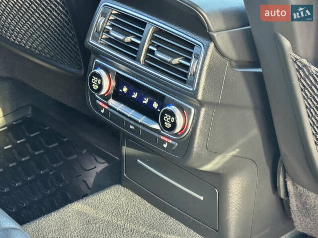 Черный Ауди Ку 7, объемом двигателя 2.97 л и пробегом 260 тыс. км за 34000 $, фото 63 на Automoto.ua