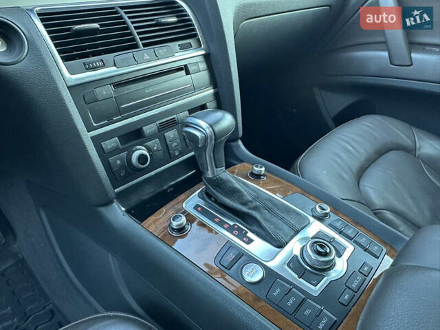 Чорний Ауді Ку 7, об'ємом двигуна 3 л та пробігом 121 тис. км за 12999 $, фото 13 на Automoto.ua