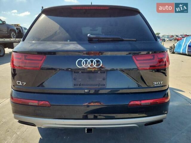 Ауди Ку 7 2015 в Полтаве на Automoto.ua Черный Ауди Ку 7, объемом двигателя 3 л и пробегом 162 тыс. км за 3300 $, фото 5 на Automoto.ua