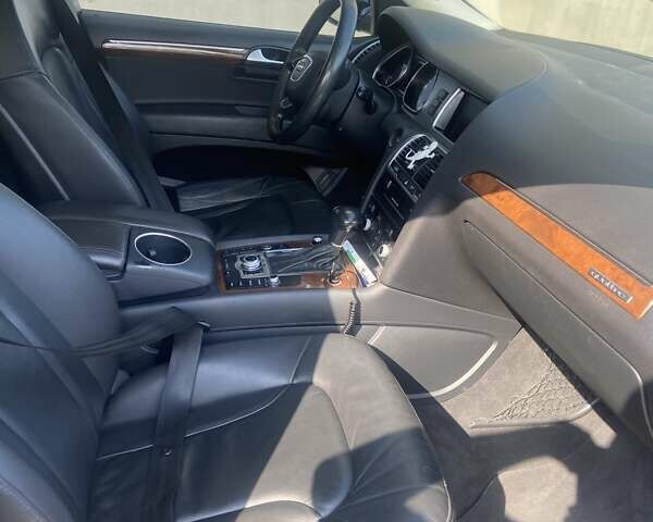 Чорний Ауді Ку 7, об'ємом двигуна 3 л та пробігом 320 тис. км за 16000 $, фото 8 на Automoto.ua
