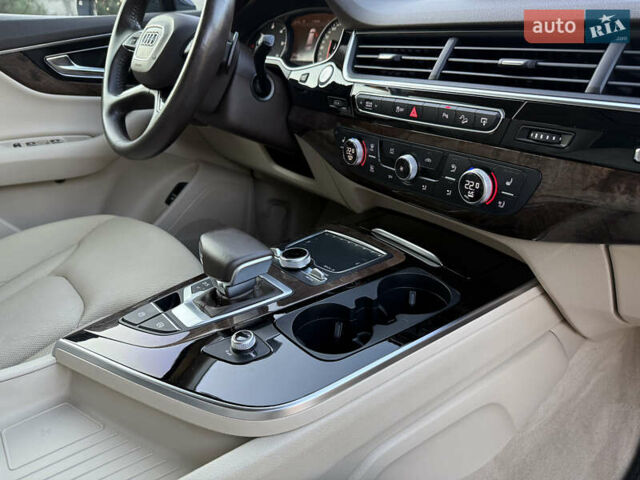 Черный Ауди Ку 7, объемом двигателя 3 л и пробегом 269 тыс. км за 28999 $, фото 27 на Automoto.ua