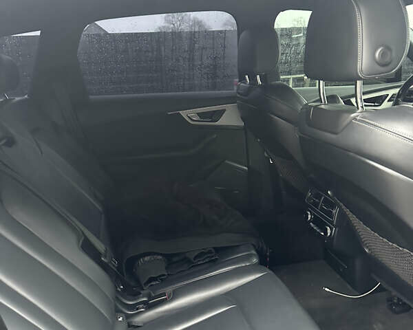 Чорний Ауді Ку 7, об'ємом двигуна 2.97 л та пробігом 317 тис. км за 35000 $, фото 7 на Automoto.ua