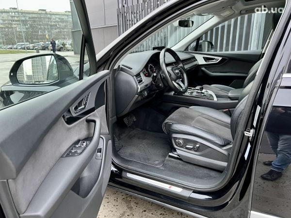 Черный Ауди Ку 7, объемом двигателя 3 л и пробегом 194 тыс. км за 38900 $, фото 9 на Automoto.ua