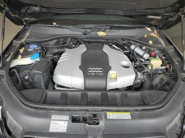 Чорний Ауді Ку 7, об'ємом двигуна 3 л та пробігом 181 тис. км за 3000 $, фото 11 на Automoto.ua