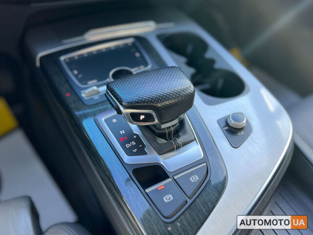 Черный Ауди Ку 7, объемом двигателя 3 л и пробегом 301 тыс. км за 37999 $, фото 16 на Automoto.ua