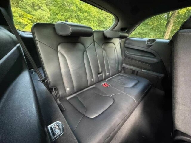 Ауді Ку 7 2015 у Чернігові на Automoto.ua Чорний Ауді Ку 7, об'ємом двигуна 3 л та пробігом 71 тис. км за 11000 $, фото 17 на Automoto.ua