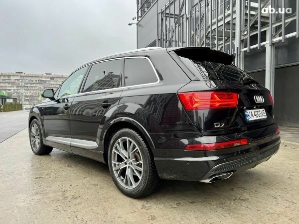Черный Ауди Ку 7, объемом двигателя 3 л и пробегом 194 тыс. км за 38900 $, фото 4 на Automoto.ua