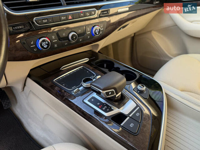 Черный Ауди Ку 7, объемом двигателя 3 л и пробегом 269 тыс. км за 28999 $, фото 51 на Automoto.ua