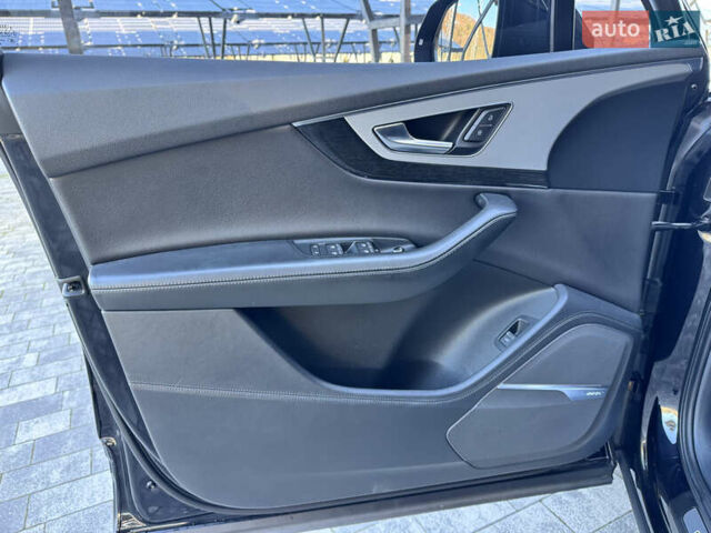 Черный Ауди Ку 7, объемом двигателя 3 л и пробегом 260 тыс. км за 32700 $, фото 22 на Automoto.ua