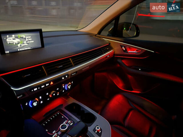 Ауді Ку 7 2015 у Запоріжжя на Automoto.ua Чорний Ауді Ку 7, об'ємом двигуна 3 л та пробігом 240 тис. км за 35500 $, фото 28 на Automoto.ua
