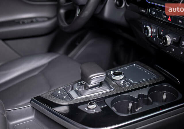 Чорний Ауді Ку 7, об'ємом двигуна 3 л та пробігом 275 тис. км за 34900 $, фото 35 на Automoto.ua