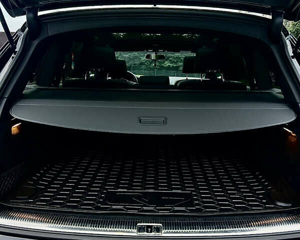 Чорний Ауді Ку 7, об'ємом двигуна 2.97 л та пробігом 180 тис. км за 28000 $, фото 50 на Automoto.ua