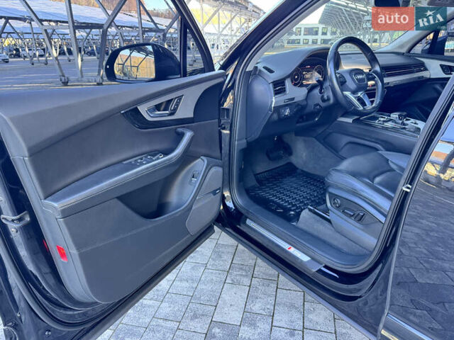 Черный Ауди Ку 7, объемом двигателя 2.97 л и пробегом 260 тыс. км за 34000 $, фото 24 на Automoto.ua