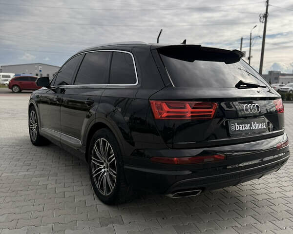 Черный Ауди Ку 7, объемом двигателя 3 л и пробегом 320 тыс. км за 33700 $, фото 3 на Automoto.ua