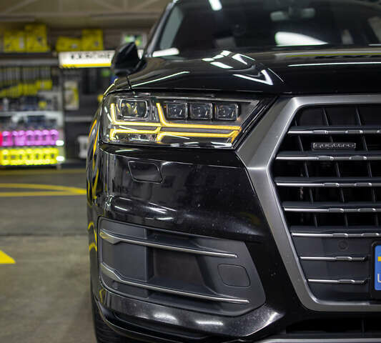 Чорний Ауді Ку 7, об'ємом двигуна 3 л та пробігом 275 тис. км за 34900 $, фото 30 на Automoto.ua