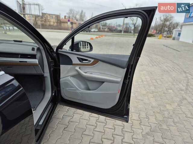 Чорний Ауді Ку 7, об'ємом двигуна 2.97 л та пробігом 323 тис. км за 29900 $, фото 18 на Automoto.ua