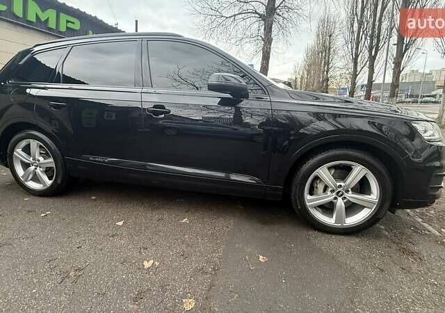 Черный Ауди Ку 7, объемом двигателя 2.97 л и пробегом 177 тыс. км за 29500 $, фото 5 на Automoto.ua