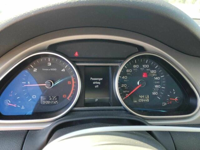 Чорний Ауді Ку 7, об'ємом двигуна 0 л та пробігом 109 тис. км за 3200 $, фото 8 на Automoto.ua