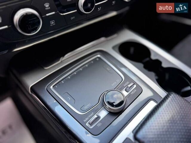 Ауди Ку 7 2015 в Ивано-Франковске на Automoto.ua Черный Ауди Ку 7, объемом двигателя 3 л и пробегом 237 тыс. км за 39400 $, фото 45 на Automoto.ua