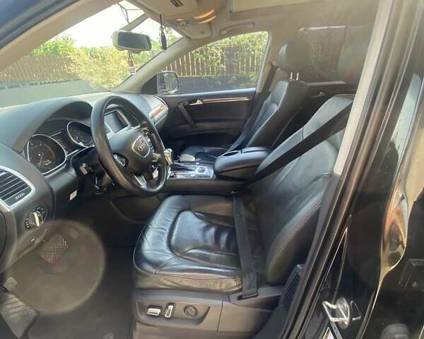 Чорний Ауді Ку 7, об'ємом двигуна 3 л та пробігом 320 тис. км за 16000 $, фото 10 на Automoto.ua