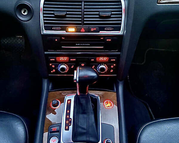 Чорний Ауді Ку 7, об'ємом двигуна 2.97 л та пробігом 162 тис. км за 22800 $, фото 11 на Automoto.ua