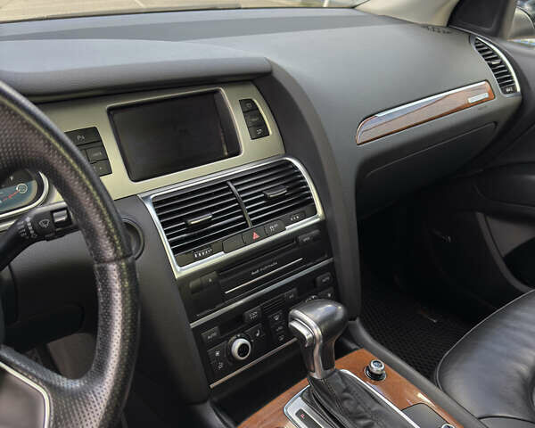 Черный Ауди Ку 7, объемом двигателя 3 л и пробегом 215 тыс. км за 17300 $, фото 9 на Automoto.ua