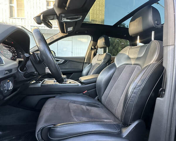 Чорний Ауді Ку 7, об'ємом двигуна 2.97 л та пробігом 180 тис. км за 40000 $, фото 22 на Automoto.ua