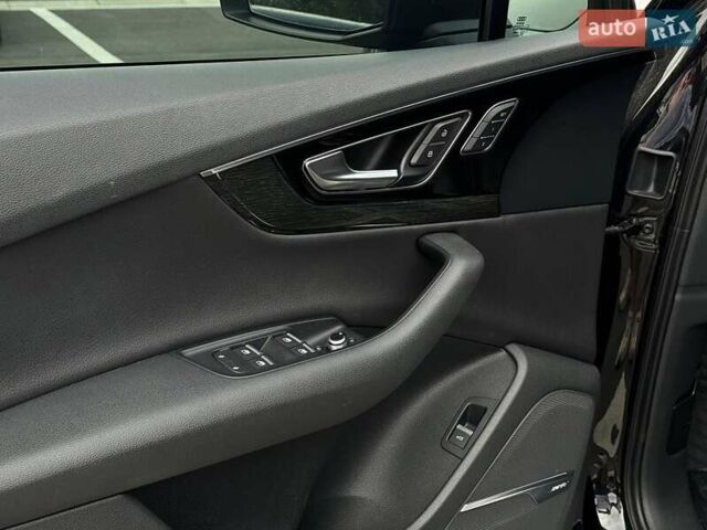 Черный Ауди Ку 7, объемом двигателя 3 л и пробегом 185 тыс. км за 23000 $, фото 4 на Automoto.ua