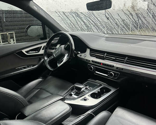 Чорний Ауді Ку 7, об'ємом двигуна 2.97 л та пробігом 317 тис. км за 35000 $, фото 8 на Automoto.ua