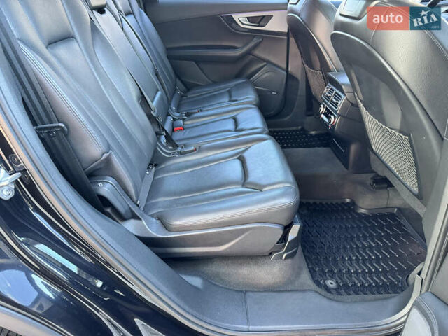 Черный Ауди Ку 7, объемом двигателя 2.97 л и пробегом 260 тыс. км за 34000 $, фото 62 на Automoto.ua