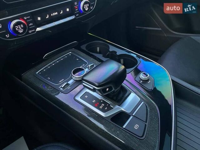 Черный Ауди Ку 7, объемом двигателя 3 л и пробегом 194 тыс. км за 26500 $, фото 15 на Automoto.ua