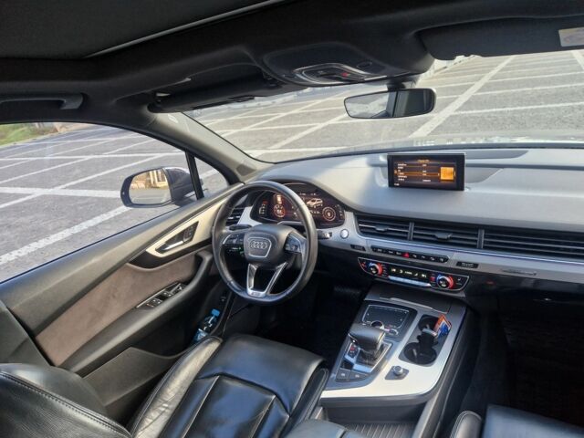 Чорний Ауді Ку 7, об'ємом двигуна 3 л та пробігом 300 тис. км за 35000 $, фото 3 на Automoto.ua