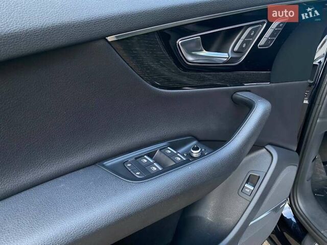 Черный Ауди Ку 7, объемом двигателя 3 л и пробегом 194 тыс. км за 26500 $, фото 8 на Automoto.ua