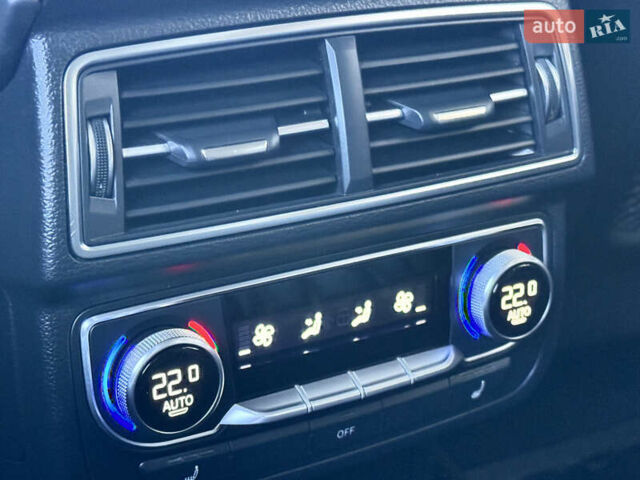 Черный Ауди Ку 7, объемом двигателя 3 л и пробегом 260 тыс. км за 32700 $, фото 62 на Automoto.ua