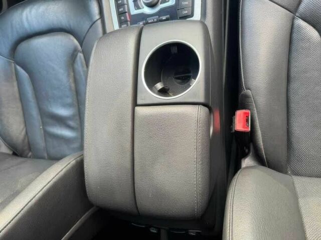 Ауді Ку 7 2015 у Тернополі на Automoto.ua Чорний Ауді Ку 7, об'ємом двигуна 3 л та пробігом 71 тис. км за 12300 $, фото 11 на Automoto.ua